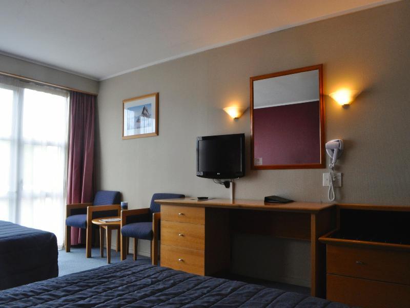 Naumi Auckland Airport Hotel Dış mekan fotoğraf